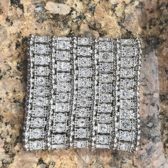 Rhinestone Stretch Bracelet - Picture 4 of 4